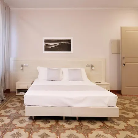 Palazzo Belli Bed and Breakfast 2*