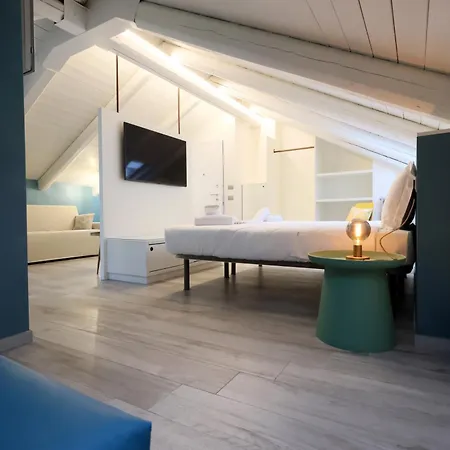 Palazzo Belli B&B 알바