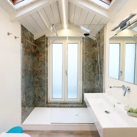 Palazzo Belli B&B 알바