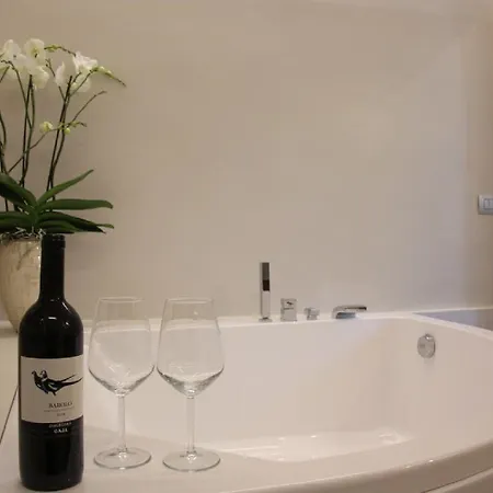 Palazzo Belli 3* Alba (Piedmont)