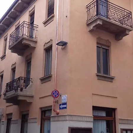 B&B Palazzo Belli 알바