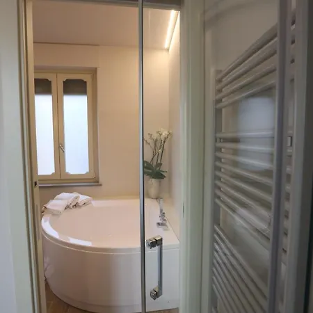 Bed and breakfast Palazzo Belli Alba (Piedmont)